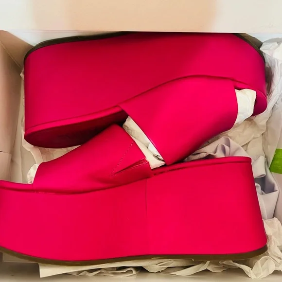 Schutz Hot Pink Marih Weekend Leather Sandals - Picture 4 of 12